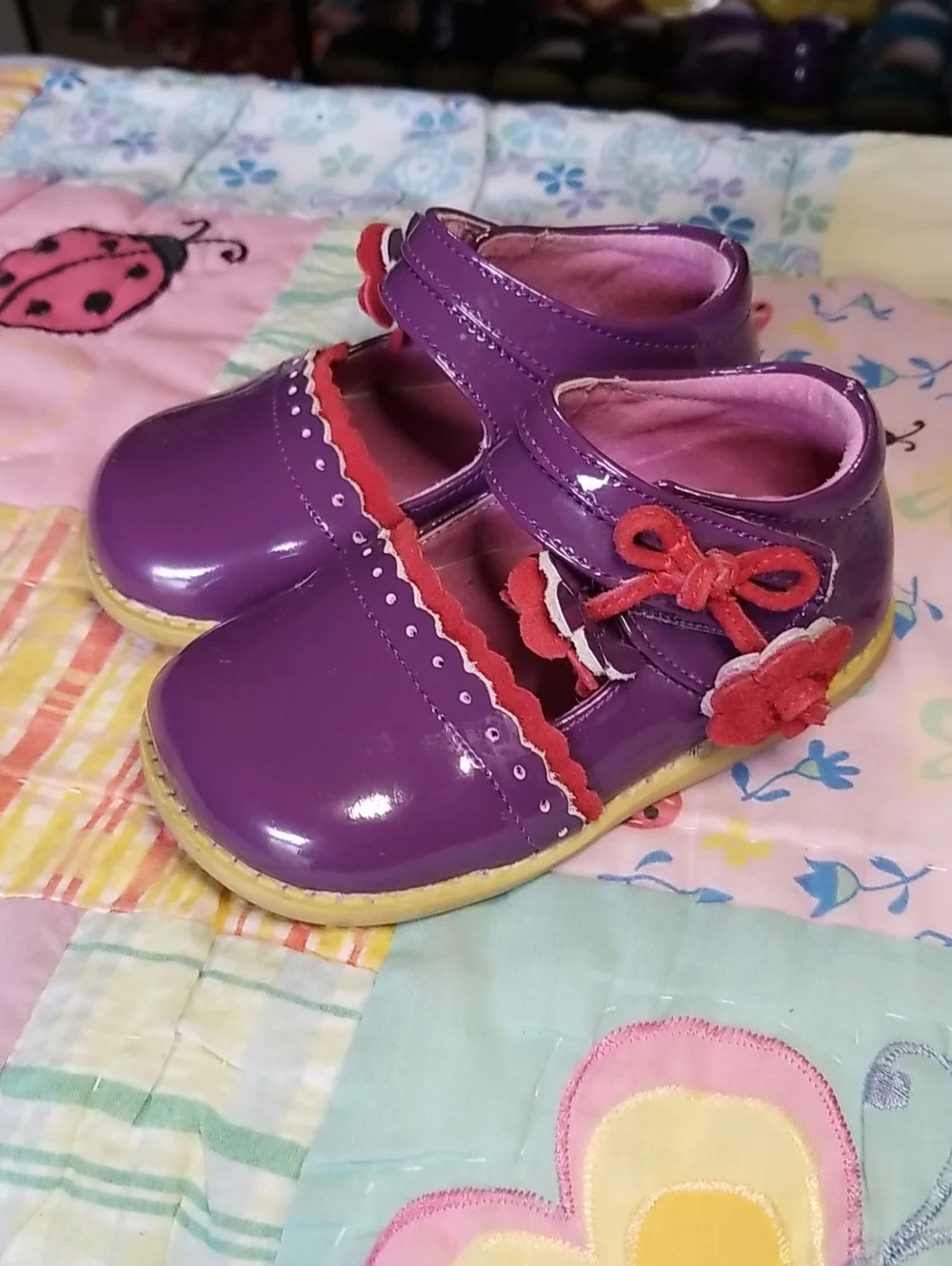 Livie & Luca Purple Patent Leather Mary Janes with Red Suede Flowers Size 6